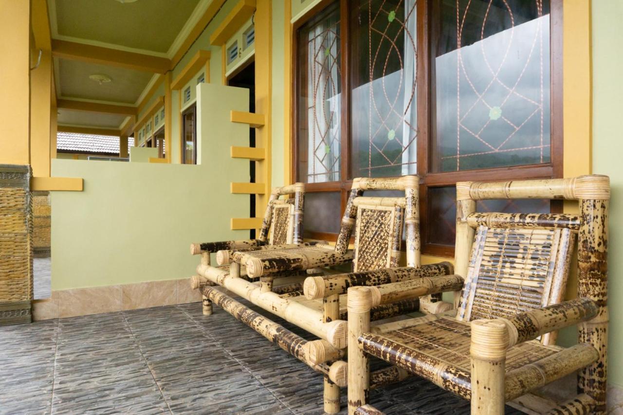 Reddoorz Near Senaru Rinjani Hotell Exteriör bild