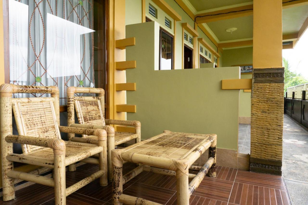 Reddoorz Near Senaru Rinjani Hotell Exteriör bild